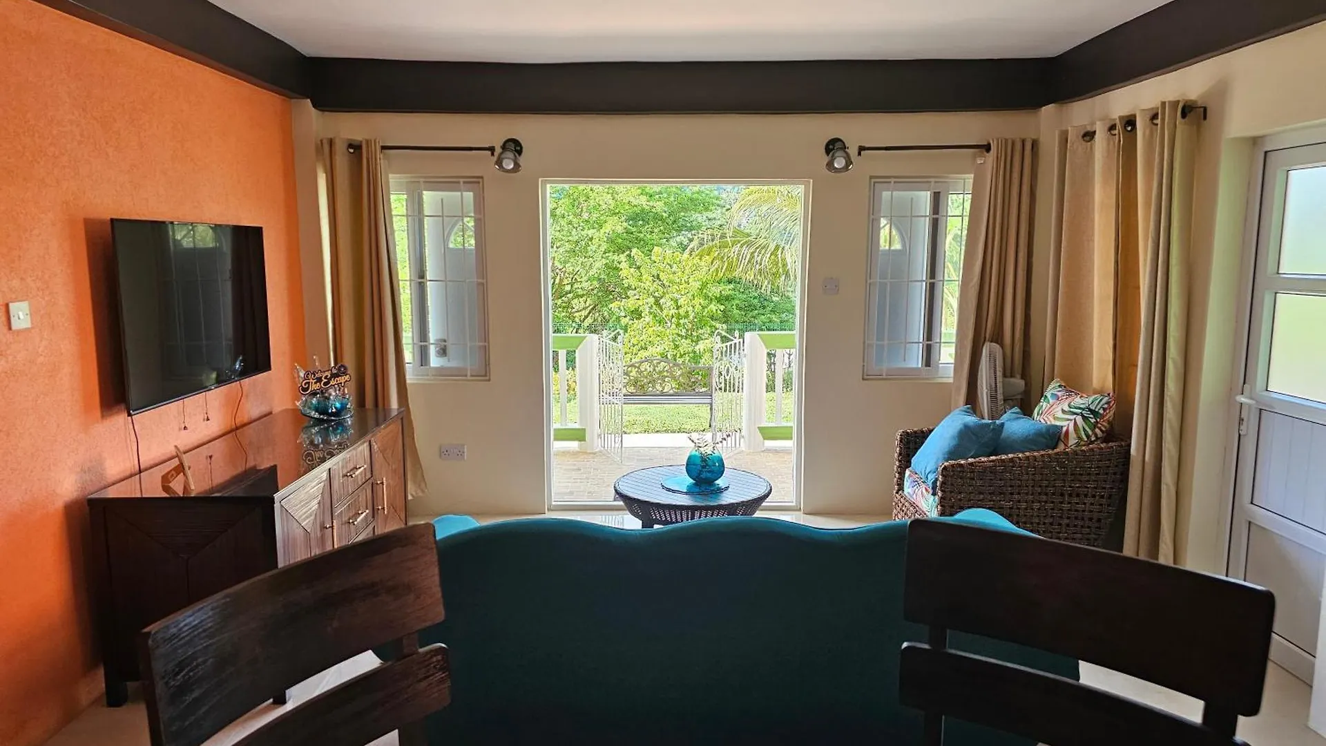 Balacasa - The Escape Castries Saint Lucia